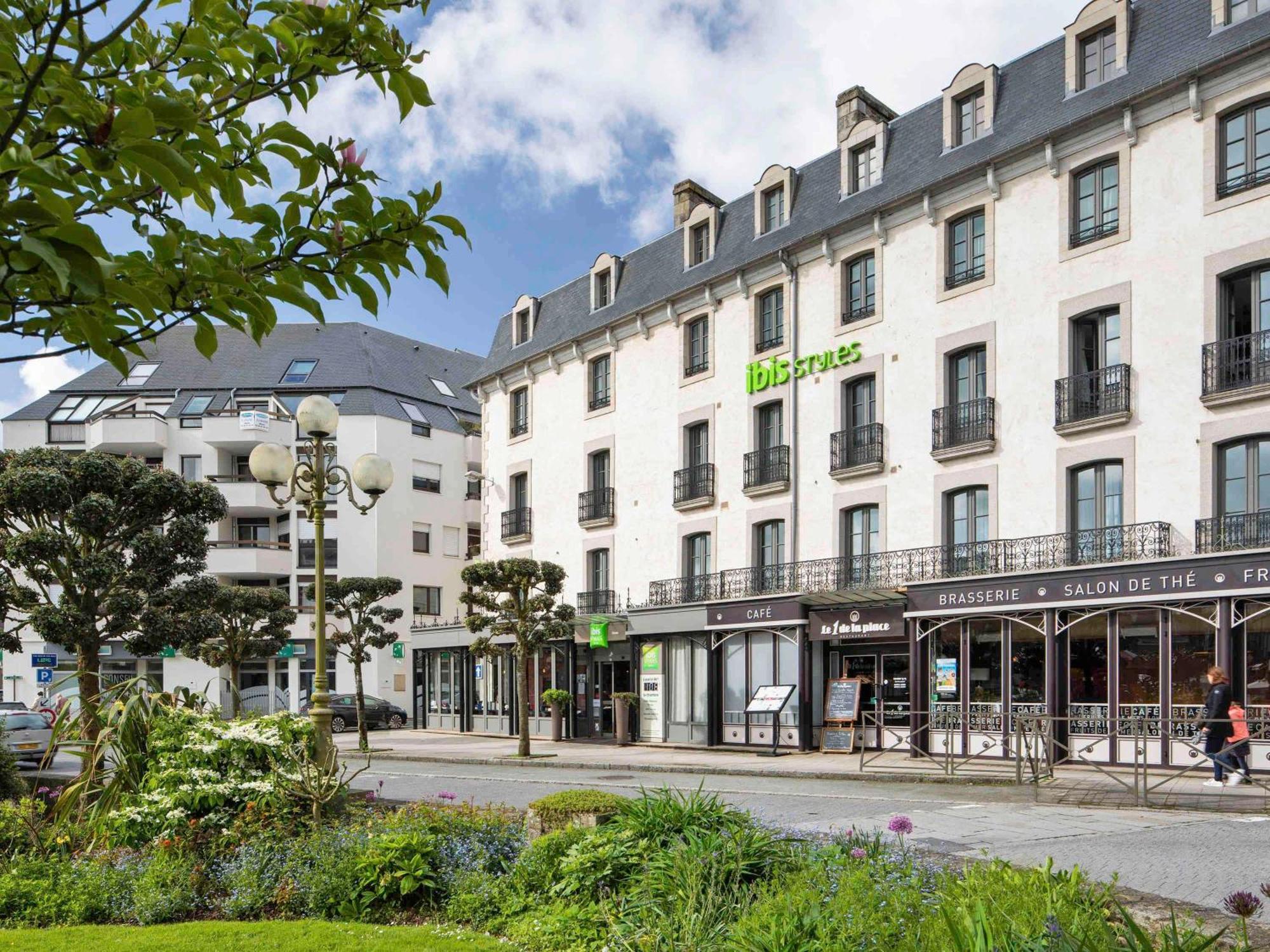 Ibis Styles Dinan Centre Ville Exterior foto
